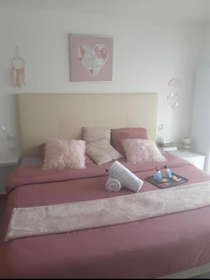 Love Room Seduction Tremblay-en-France Exterior photo